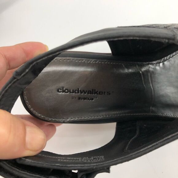 Avenue Cloudwalkers Harper Shootie Black Faux Leather Perforated Sz 8.5W - Picture 9 of 10